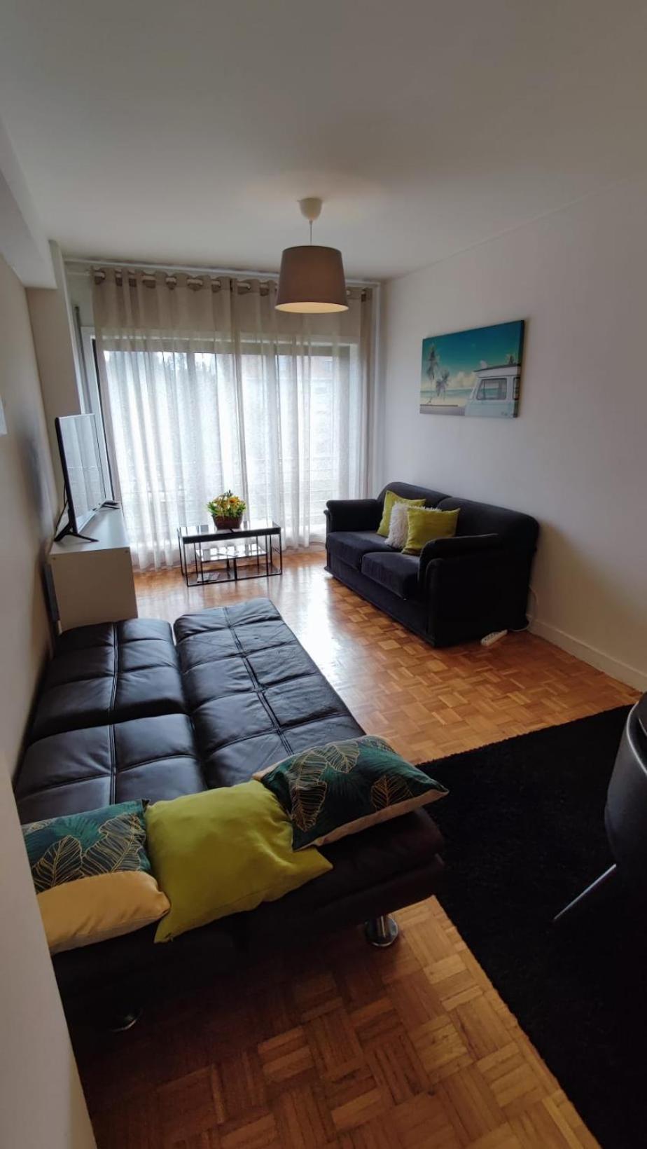 Guesthouse Metro Station Matosinhos  Ngoại thất bức ảnh