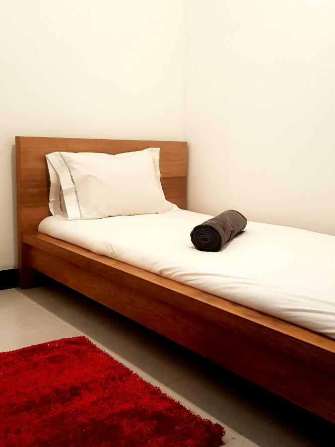 Guesthouse Metro Station Matosinhos  Ngoại thất bức ảnh